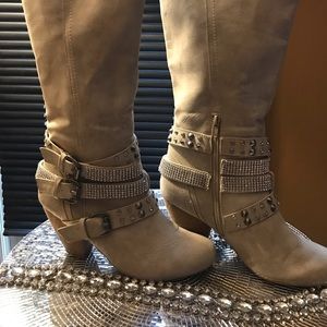 Cream Bling boots
